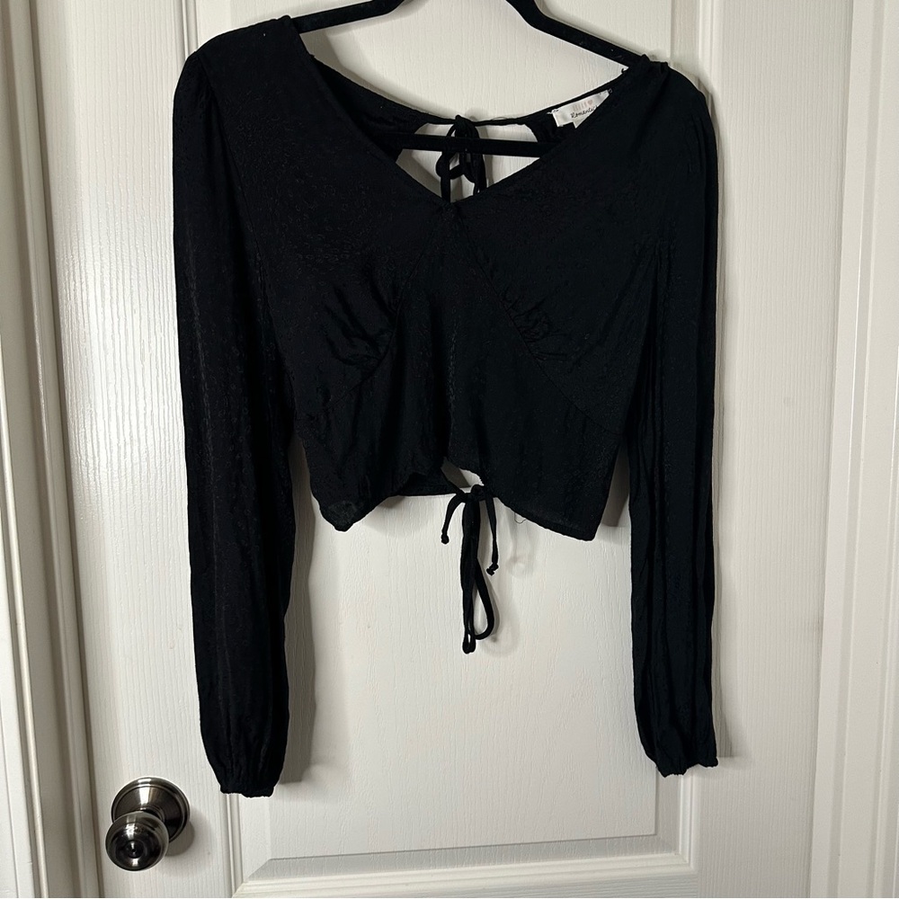 Urban Romantics Black Satiny Leopard Print Tie-Back Long-Sleeve Blouse